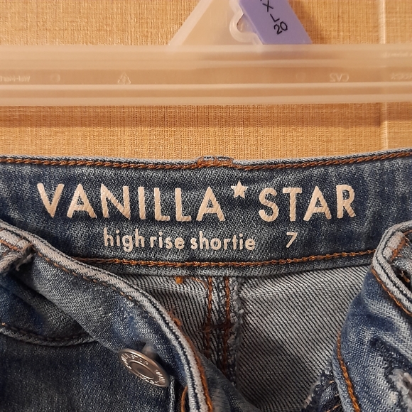 Vanilla Star High Rise Shortie Jean Shorts - Picture 4 of 4